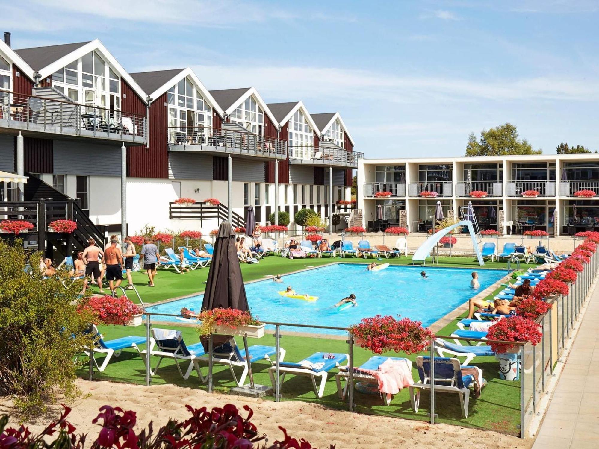5 Person Holiday Home On A Holiday Park In Glesborg Екстер'єр фото